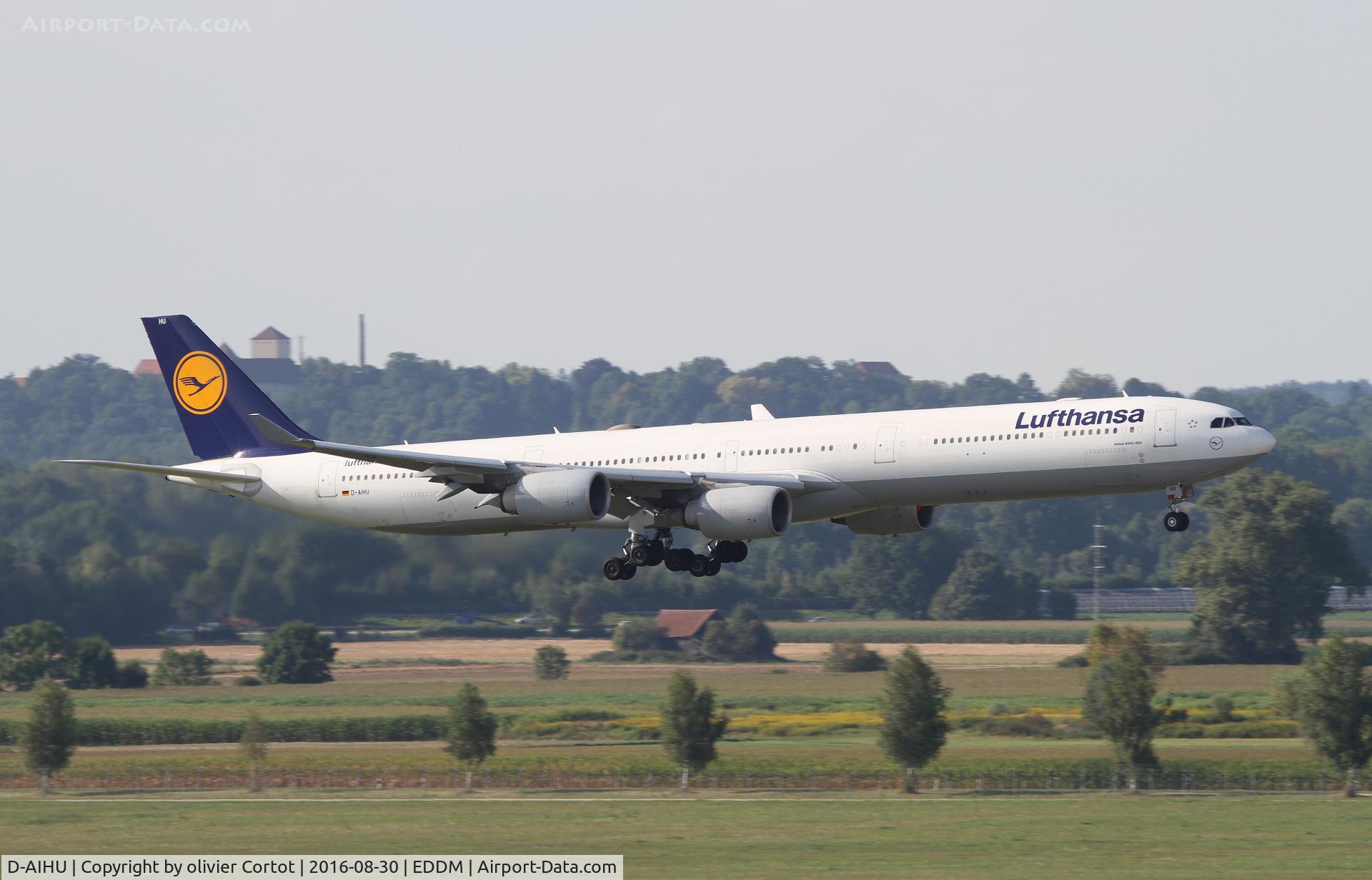 D-AIHU, 2008 Airbus A340-642 C/N 848, landing at munich airport