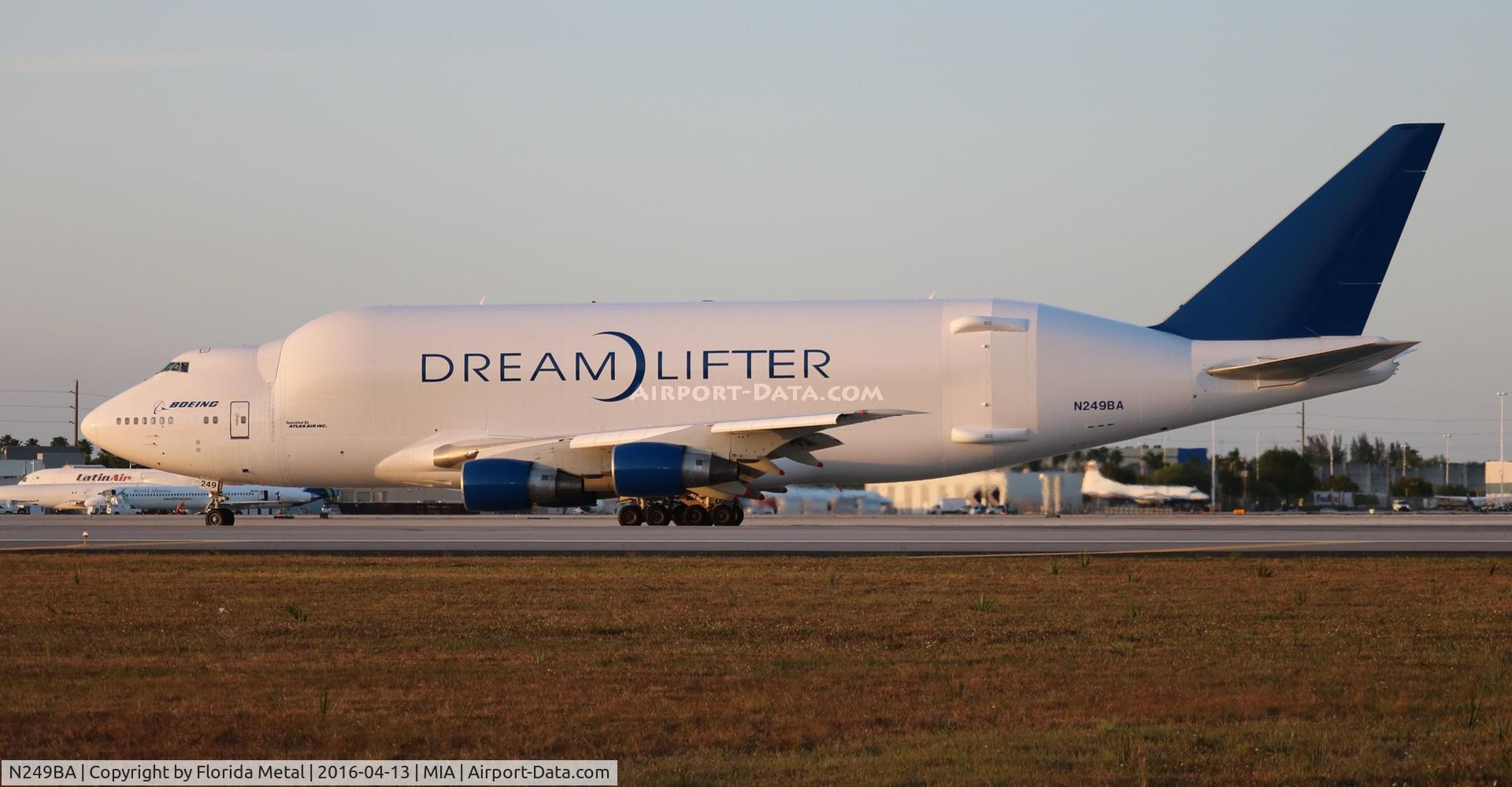 N249BA, 1989 Boeing 747-409LCF C/N 24309, Dreamlifter