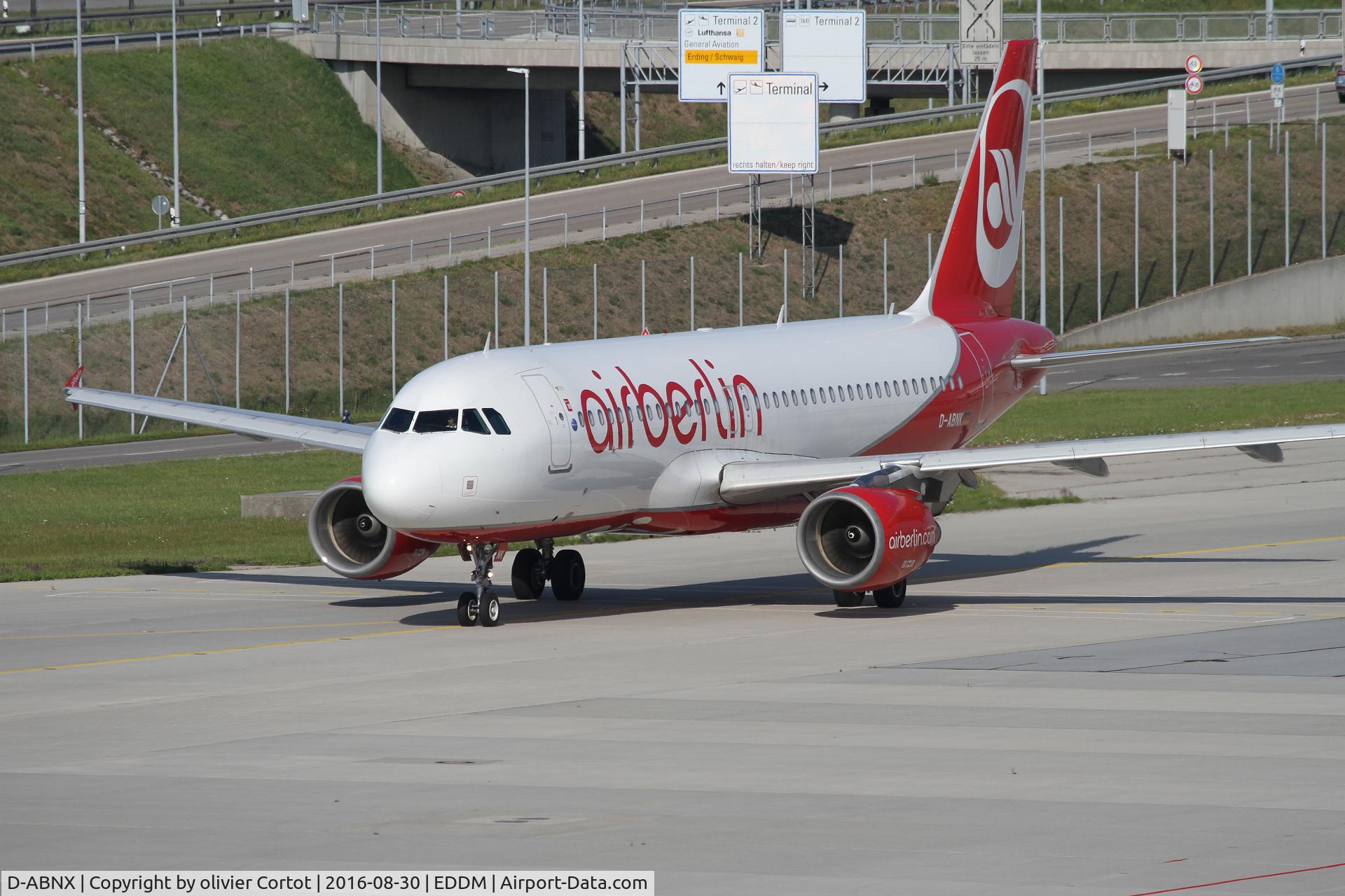 D-ABNX, 2016 Airbus A320-214 C/N 6927, about to leave Munich