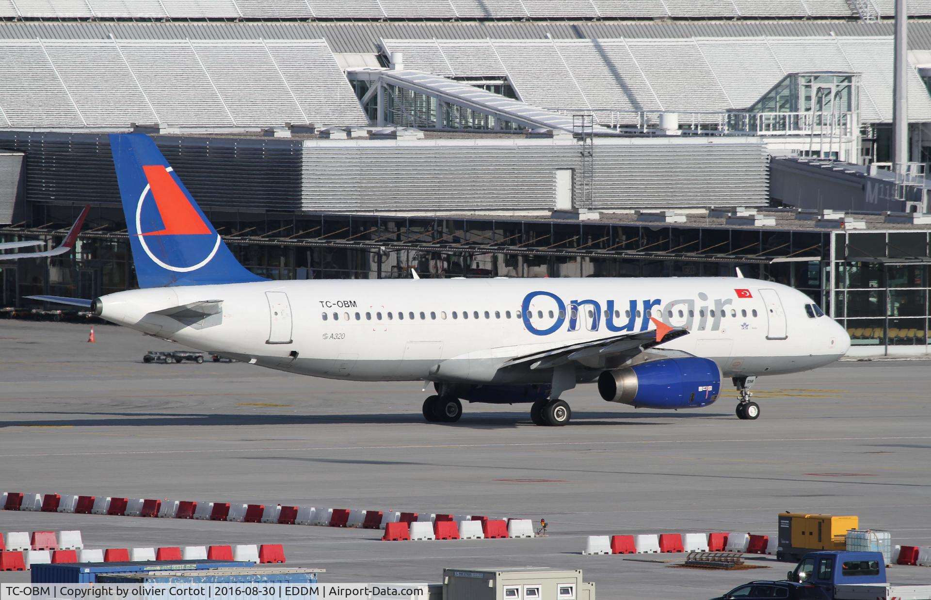 TC-OBM, 1997 Airbus A320-232 C/N 676, Munich airport