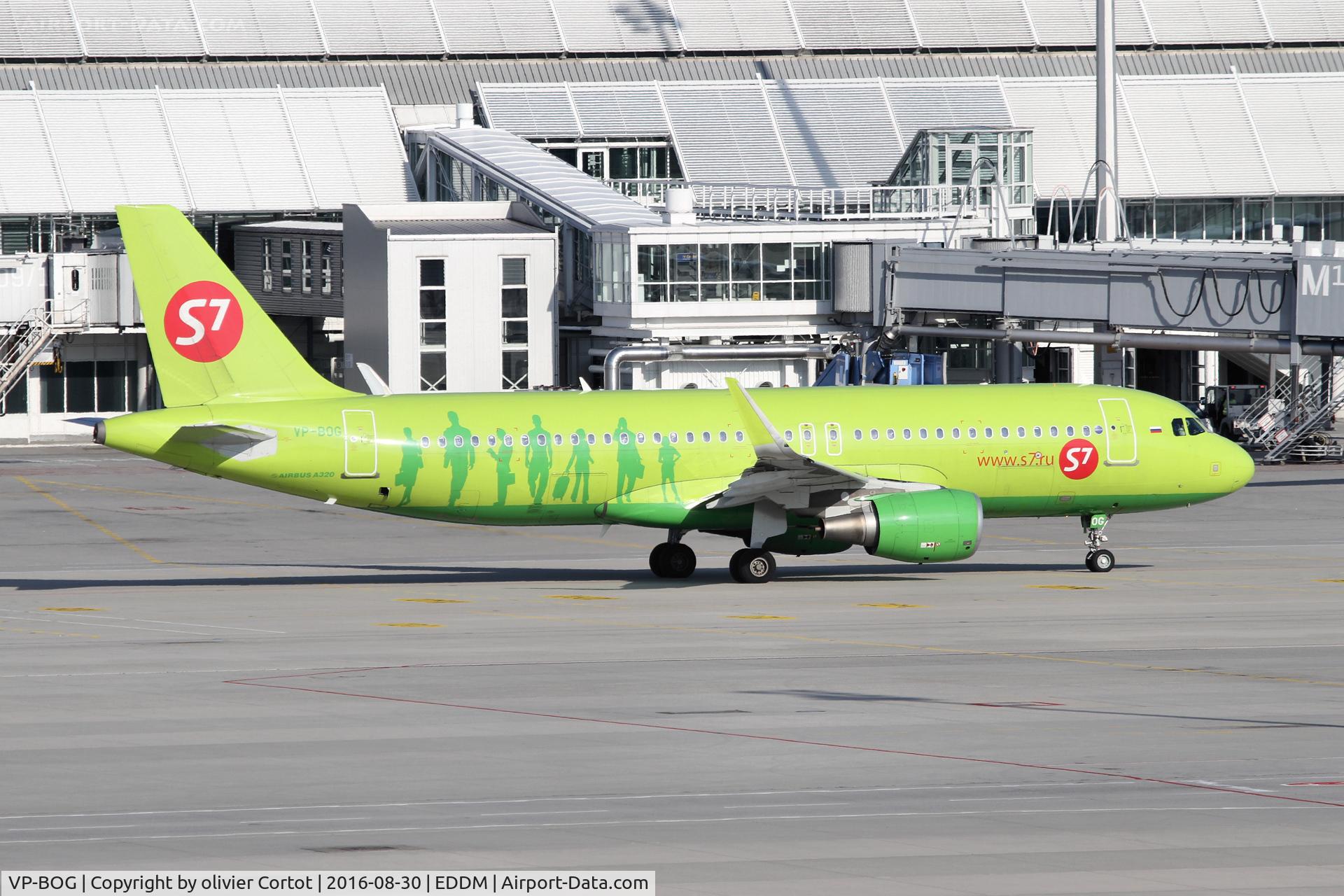 VP-BOG, 2013 Airbus A320-214 C/N 5559, Munich airport