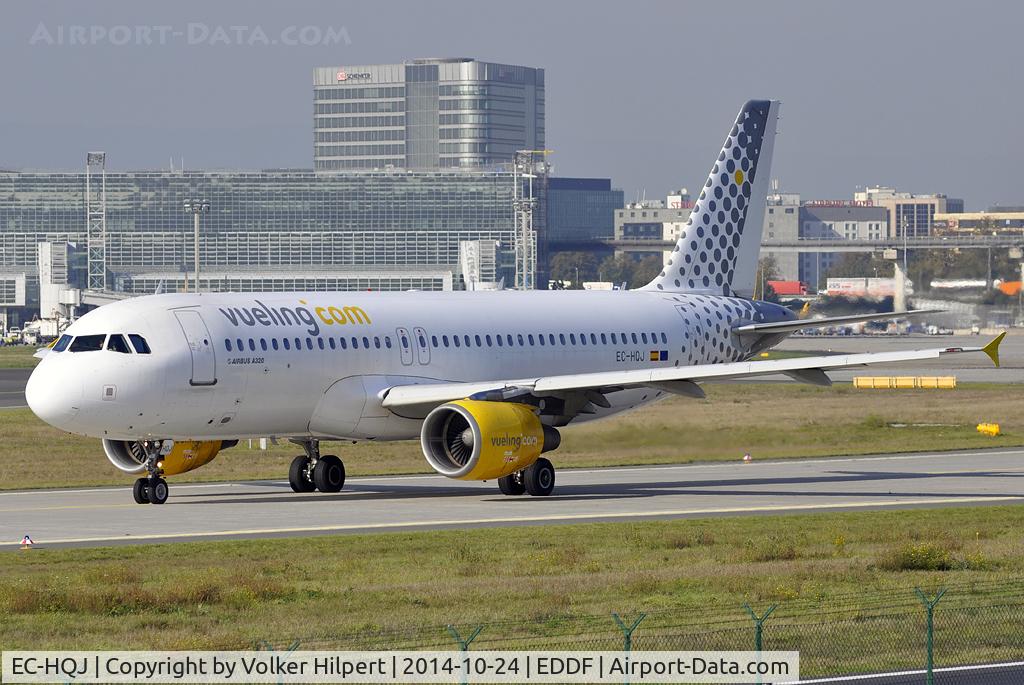 EC-HQJ, 2001 Airbus A320-214 C/N 1430, at fra