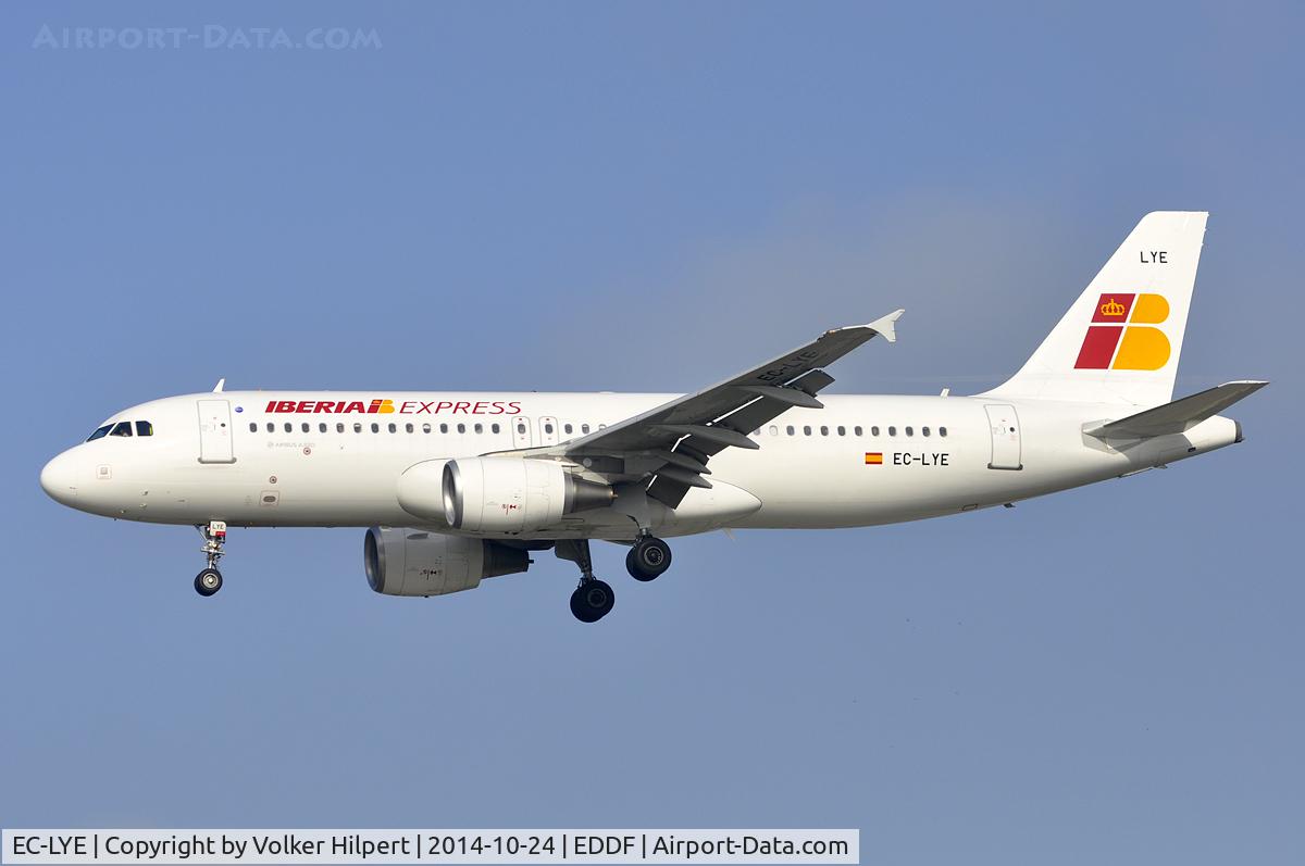 EC-LYE, 2013 Airbus A320-216 C/N 5729, at fra