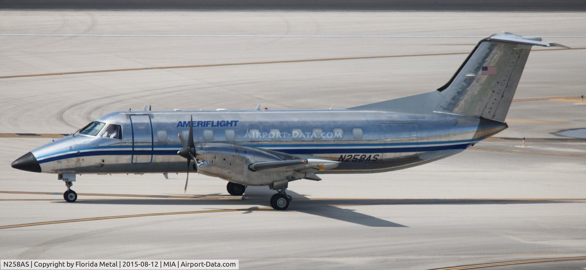 N258AS, 1989 Embraer EMB-120ER Brasilia C/N 120.131, Ameriflight