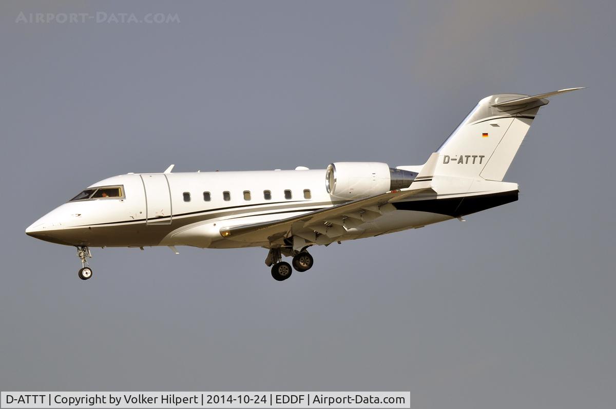 D-ATTT, 2005 Bombardier Challenger 604 (CL-600-2B16) C/N 5609, at fra