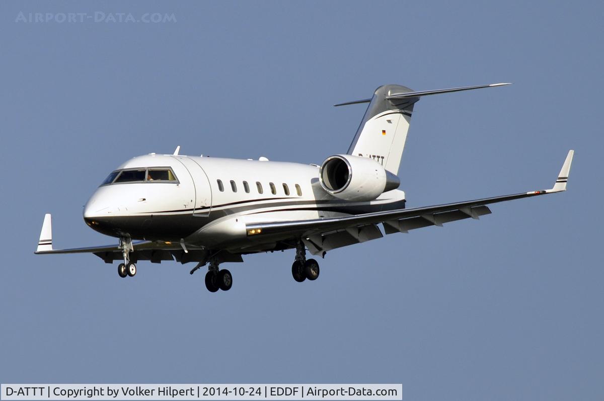 D-ATTT, 2005 Bombardier Challenger 604 (CL-600-2B16) C/N 5609, at fra
