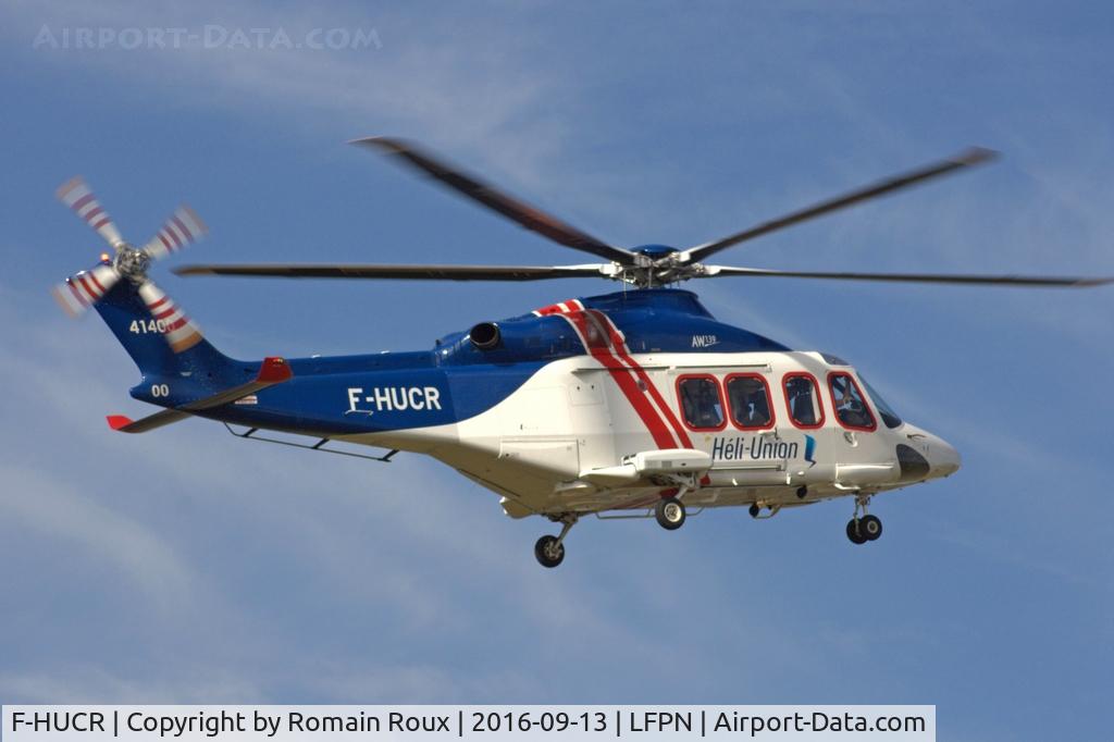 F-HUCR, 2015 AgustaWestland AW-139 C/N 41400, Landing