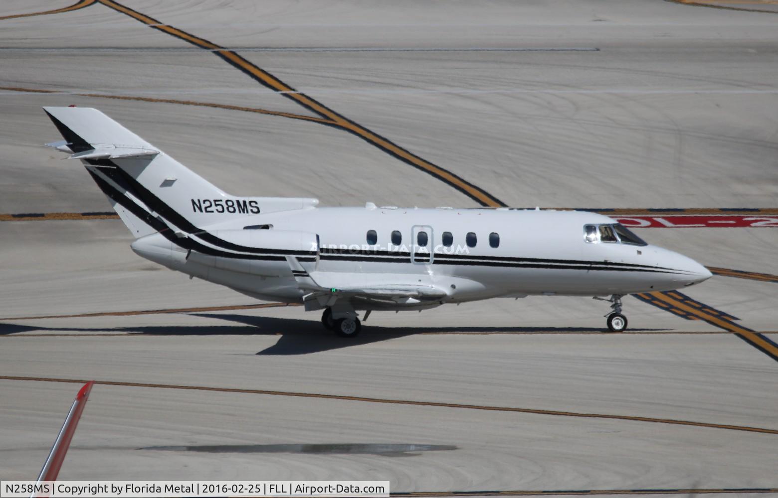 N258MS, 1999 Raytheon Hawker 800XP C/N 258405, Hawker 800XP