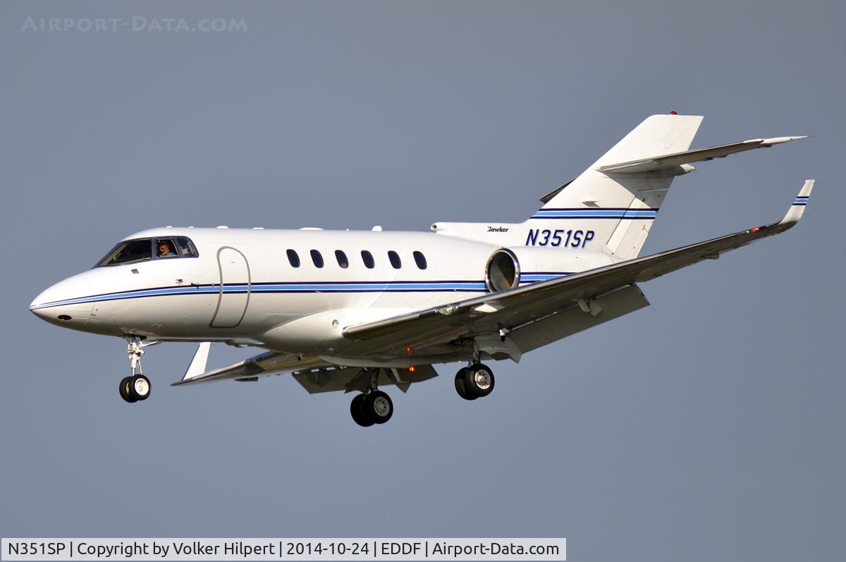 N351SP, Hawker Beechcraft Hawker 900XP C/N HA-0004, at fra