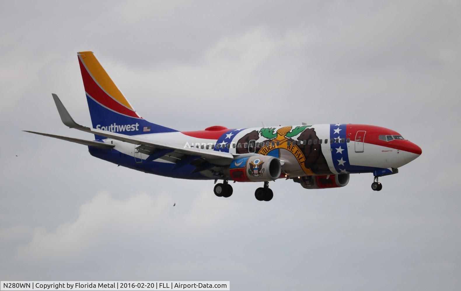 N280WN, 2007 Boeing 737-7H4 C/N 32533, Missouri One