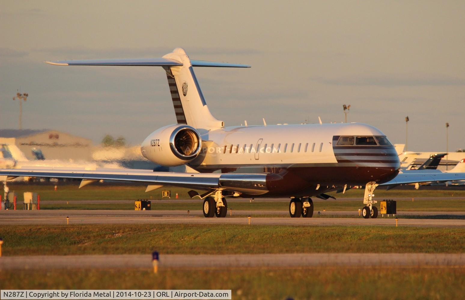 N287Z, 2000 Bombardier BD-700-1A10 Global Express C/N 9024, Global Express