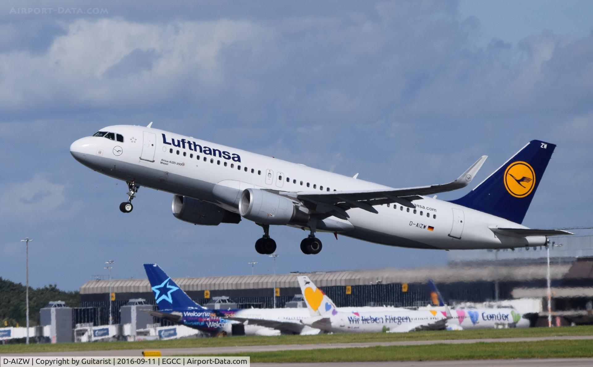 D-AIZW, 2013 Airbus A320-214 C/N 5694, At Manchester