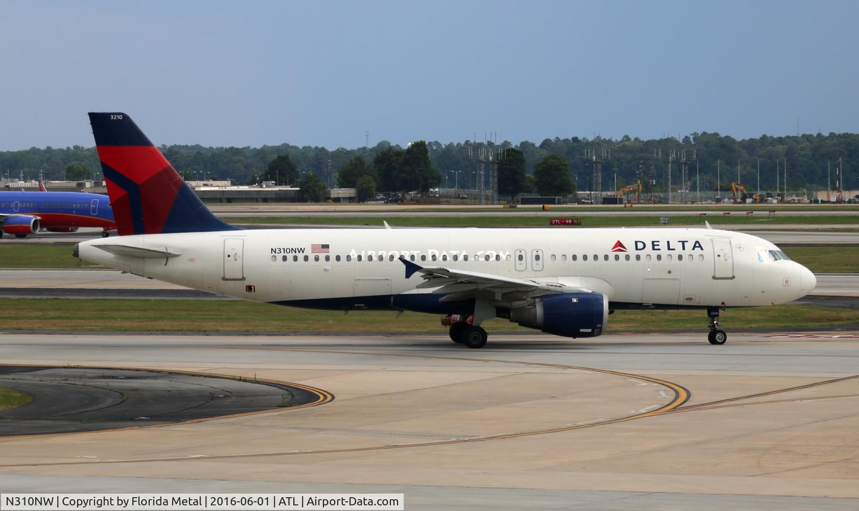 N310NW, 1990 Airbus A320-211 C/N 121, Delta
