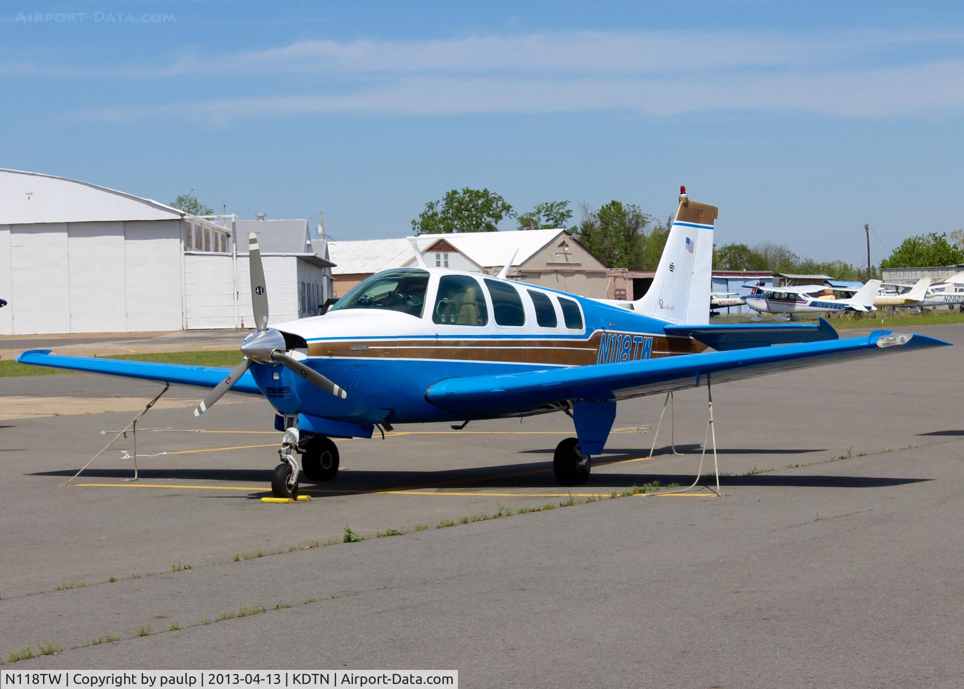 N118TW, 1973 Beech A36 Bonanza 36 C/N E-463, At Downtown Shreveport.