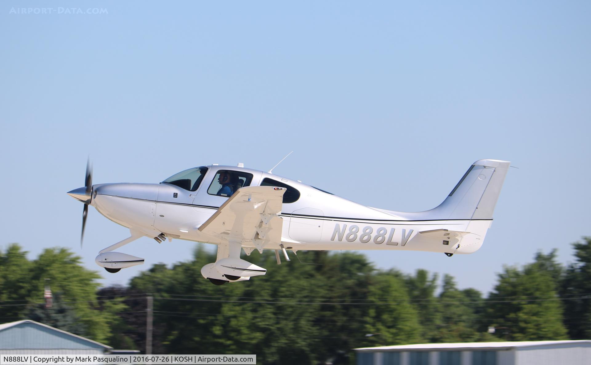 N888LV, 2016 Cirrus SR22 C/N 4355, Cirrus SR22