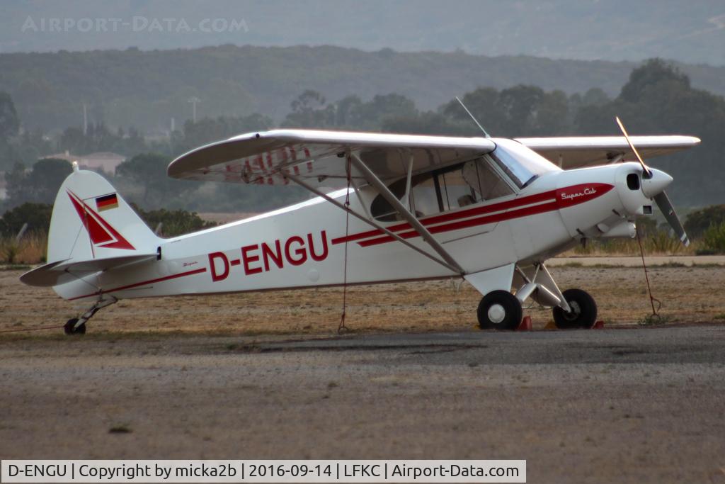 D-ENGU, Piper PA-18-150 Super Cub Super Cub C/N 18-6696, Parked