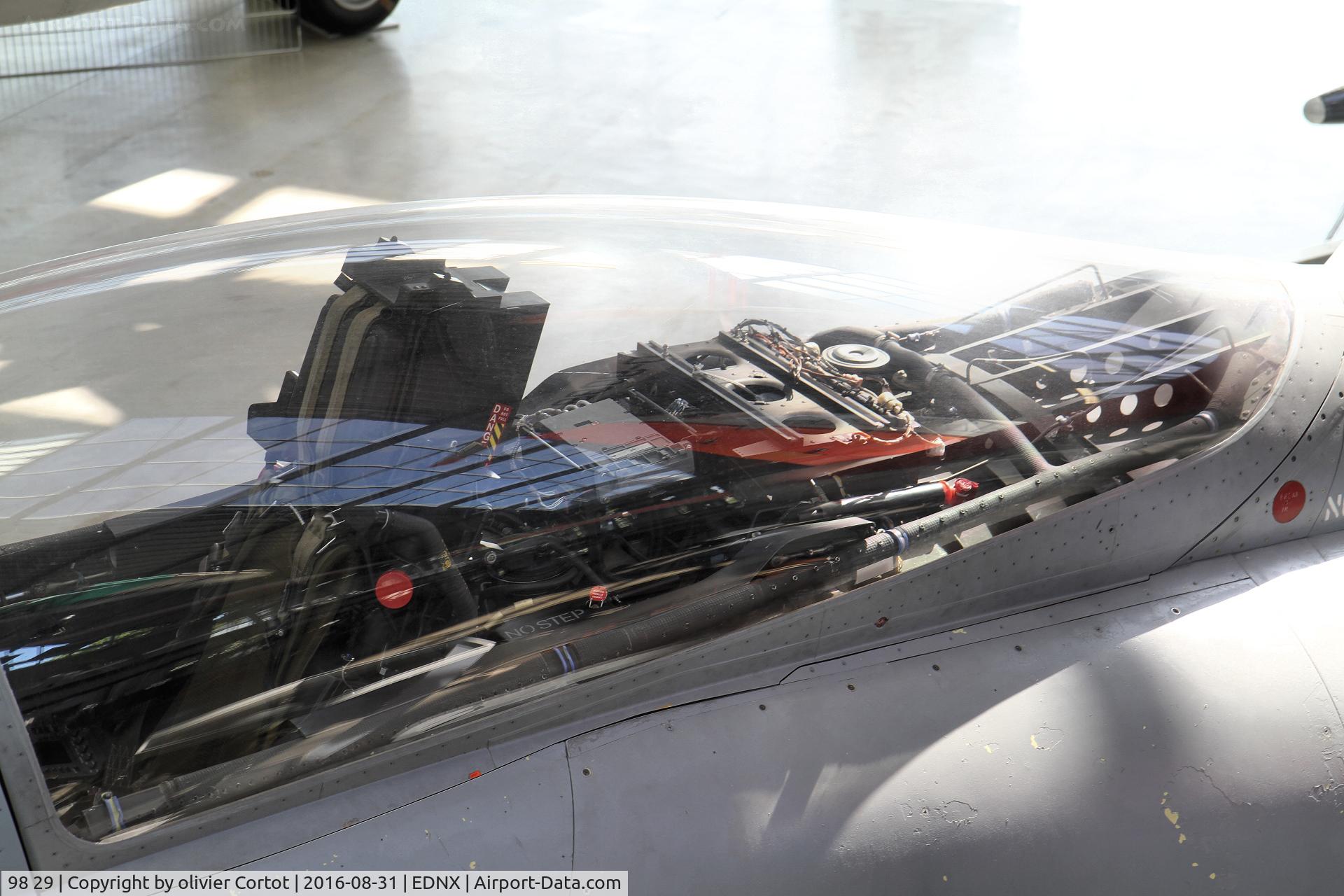 98 29, 1994 Eurofighter EF-2000 Typhoon S C/N DA1, closer view of the canopy