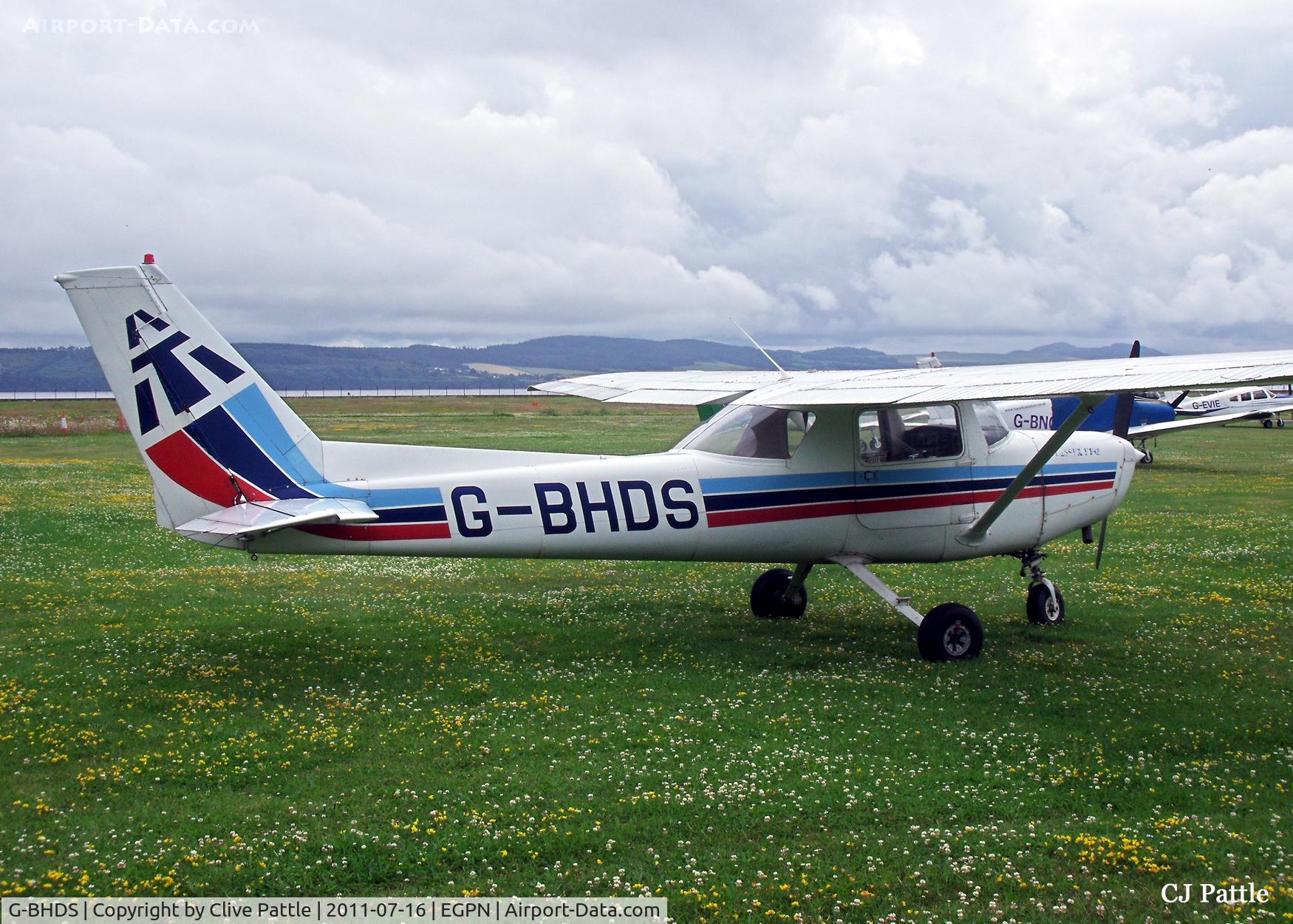 G-BHDS, 1980 Reims F152 C/N 1682, Parked up at Dundee whilst in use with Tayside Aviation.