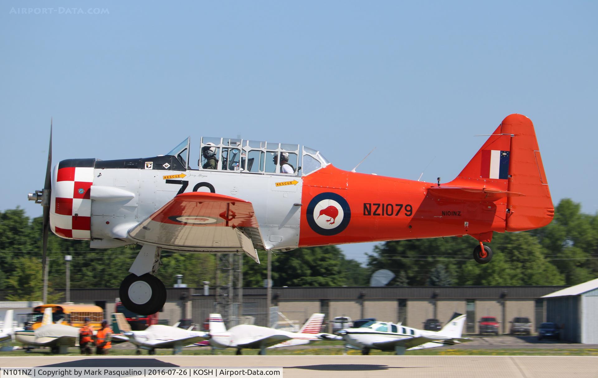 N101NZ, 1944 North American AT-6D Texan C/N 88-15611, North American AT-6D