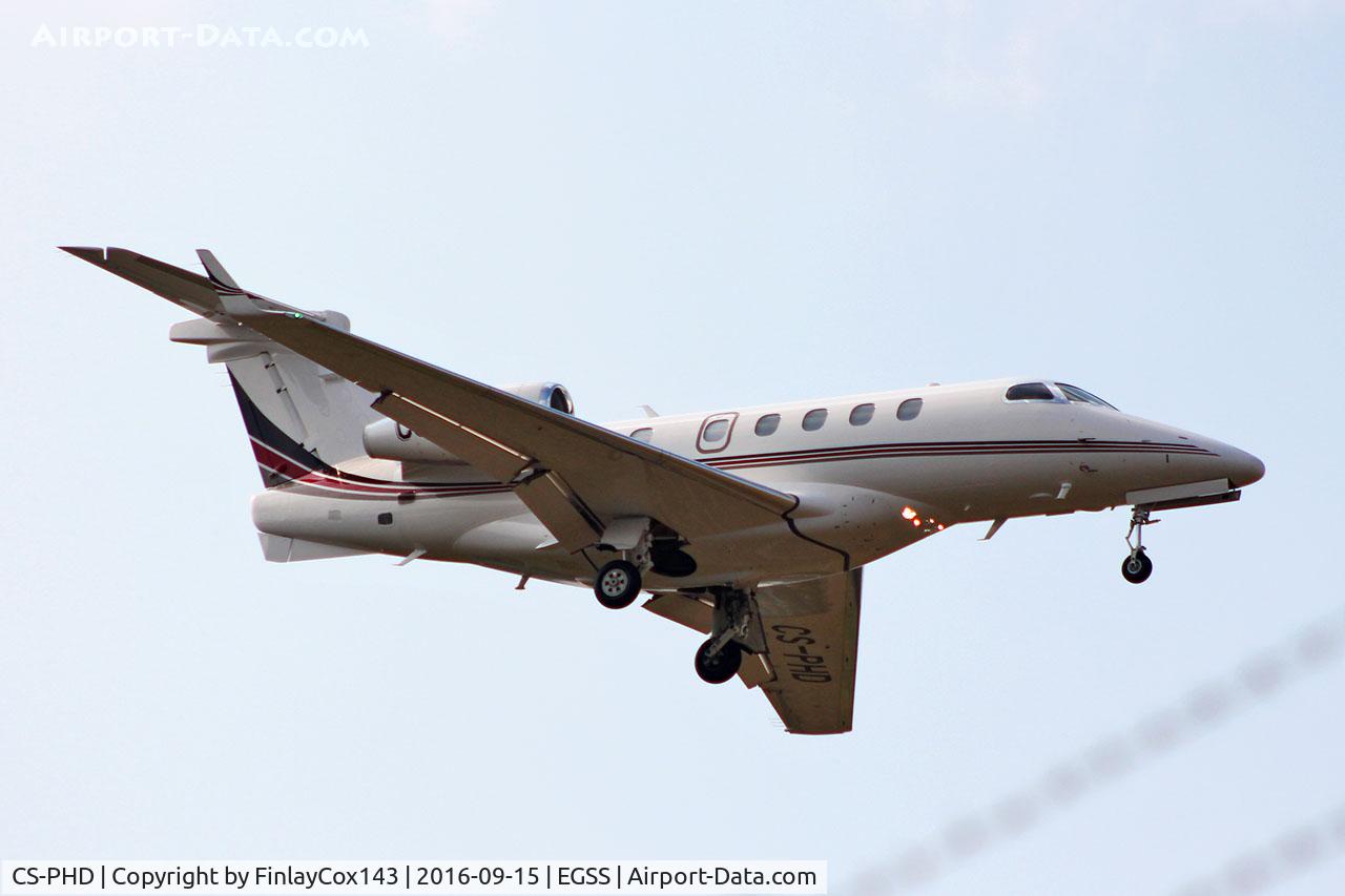 CS-PHD, 2014 Embraer EMB-505 Phenom 300 C/N 50500225, Arriving at London (STN)