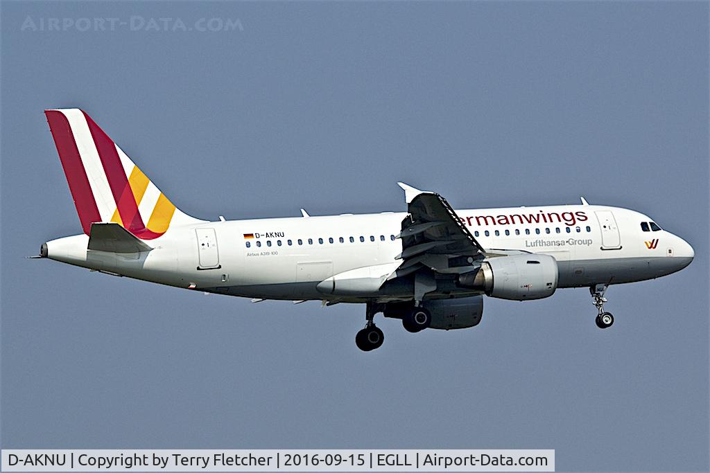 D-AKNU, 2005 Airbus A319-112 C/N 2628, On approach to  London Heathrow