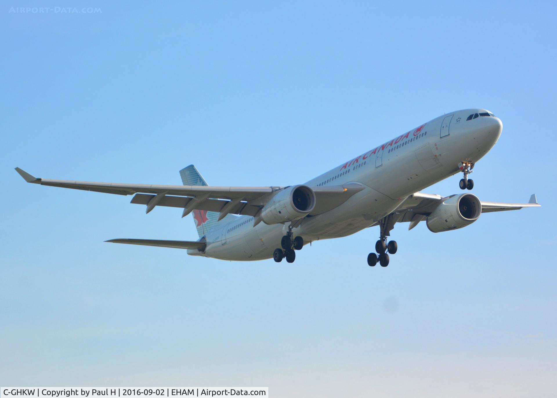 C-GHKW, 2001 Airbus A330-343 C/N 0408, Air Canada A330 in old livery on final approach for the Polderbaan