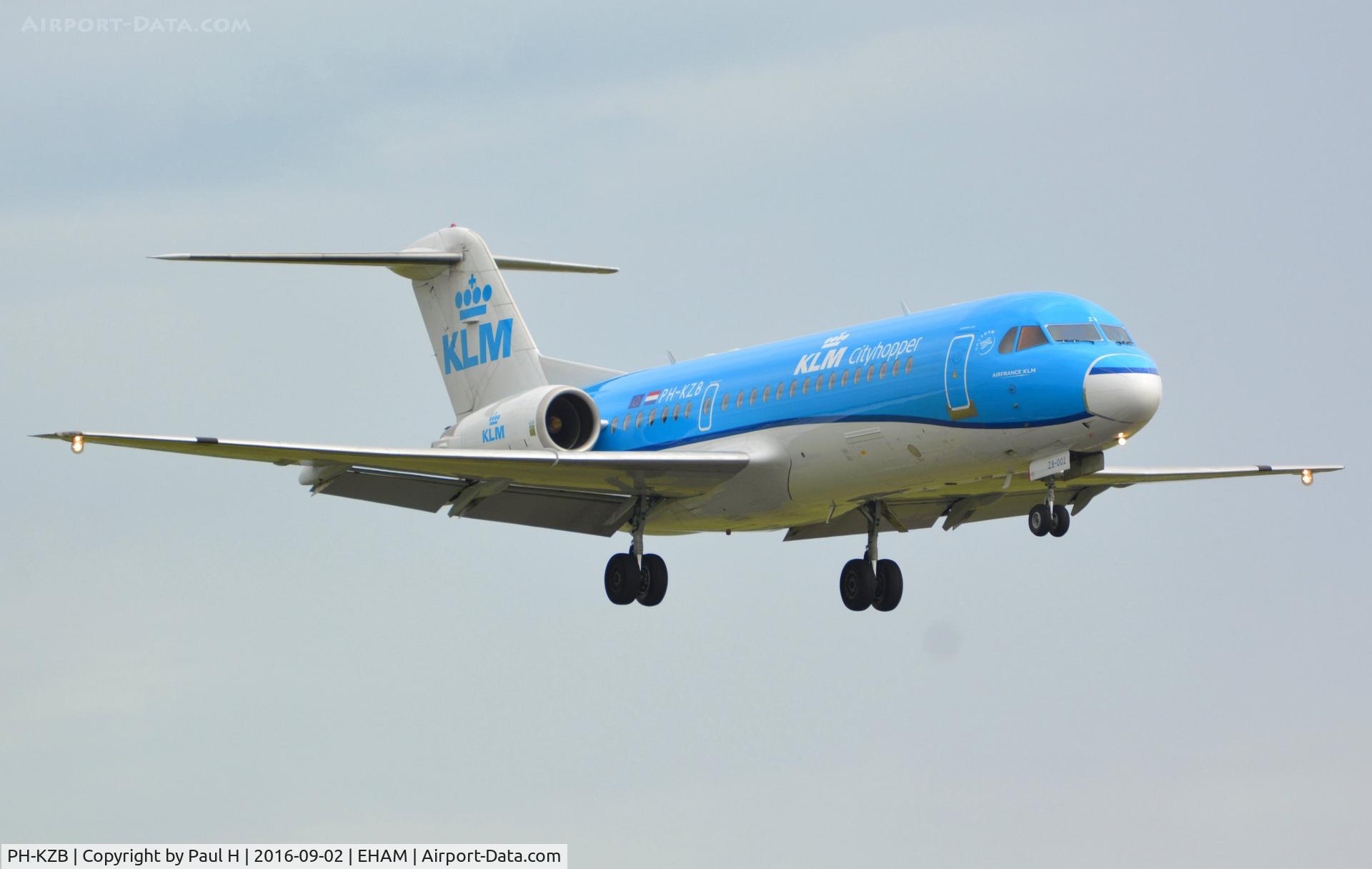 PH-KZB, 1996 Fokker 70 (F-28-070) C/N 11562, Fokker 70 seconds from touching down at the Polderbaan