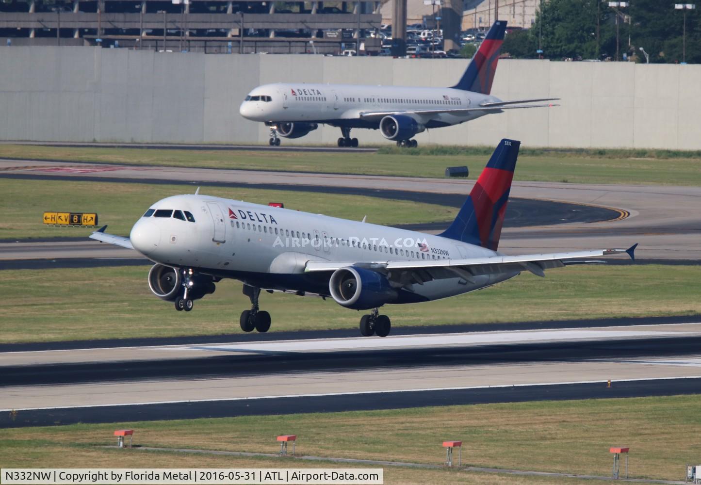 N332NW, 1992 Airbus A320-211 C/N 319, Delta
