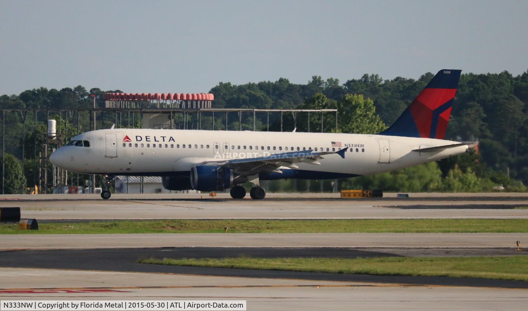 N333NW, 1992 Airbus A320-211 C/N 329, Delta