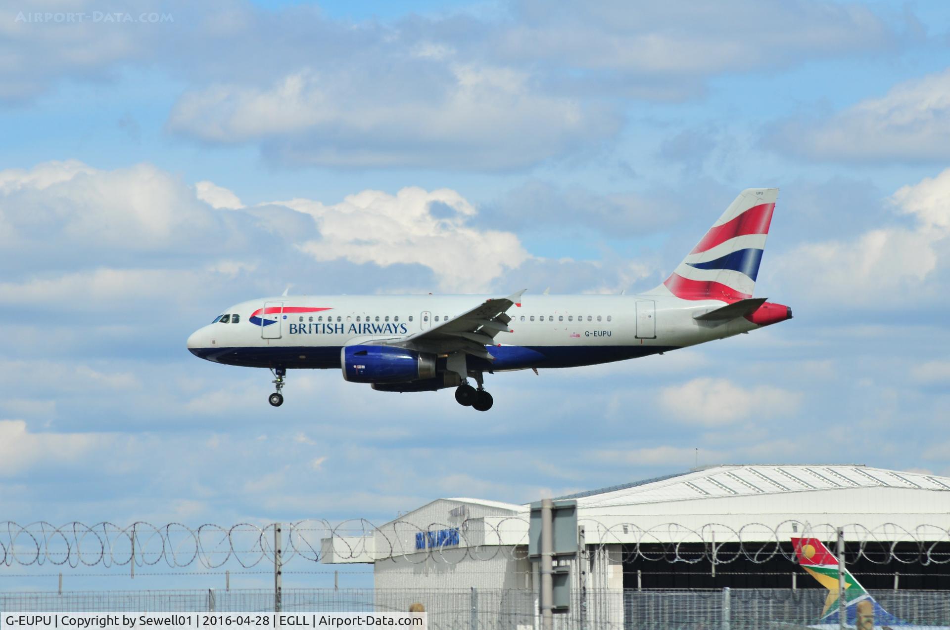 G-EUPU, 2000 Airbus A319-131 C/N 1384, Landing LHR