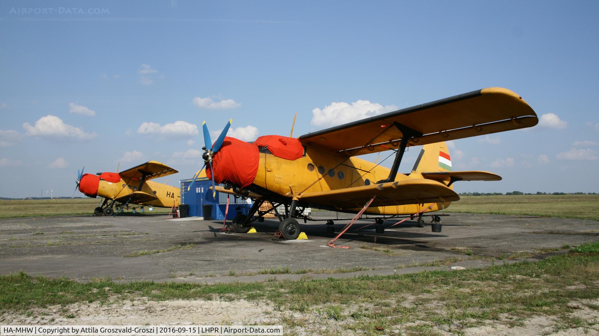 HA-MHW, 1974 PZL-Mielec AN-2R C/N 1G158-60, Györ-Pér Airport, Hungary