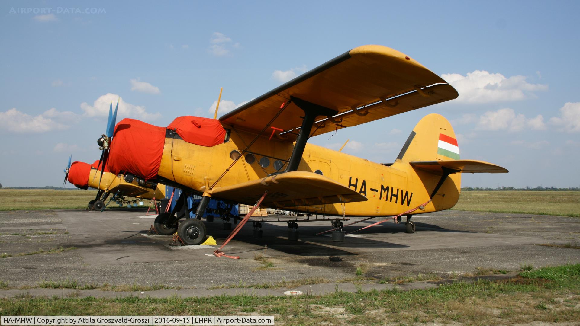 HA-MHW, 1974 PZL-Mielec AN-2R C/N 1G158-60, Györ-Pér Airport, Hungary