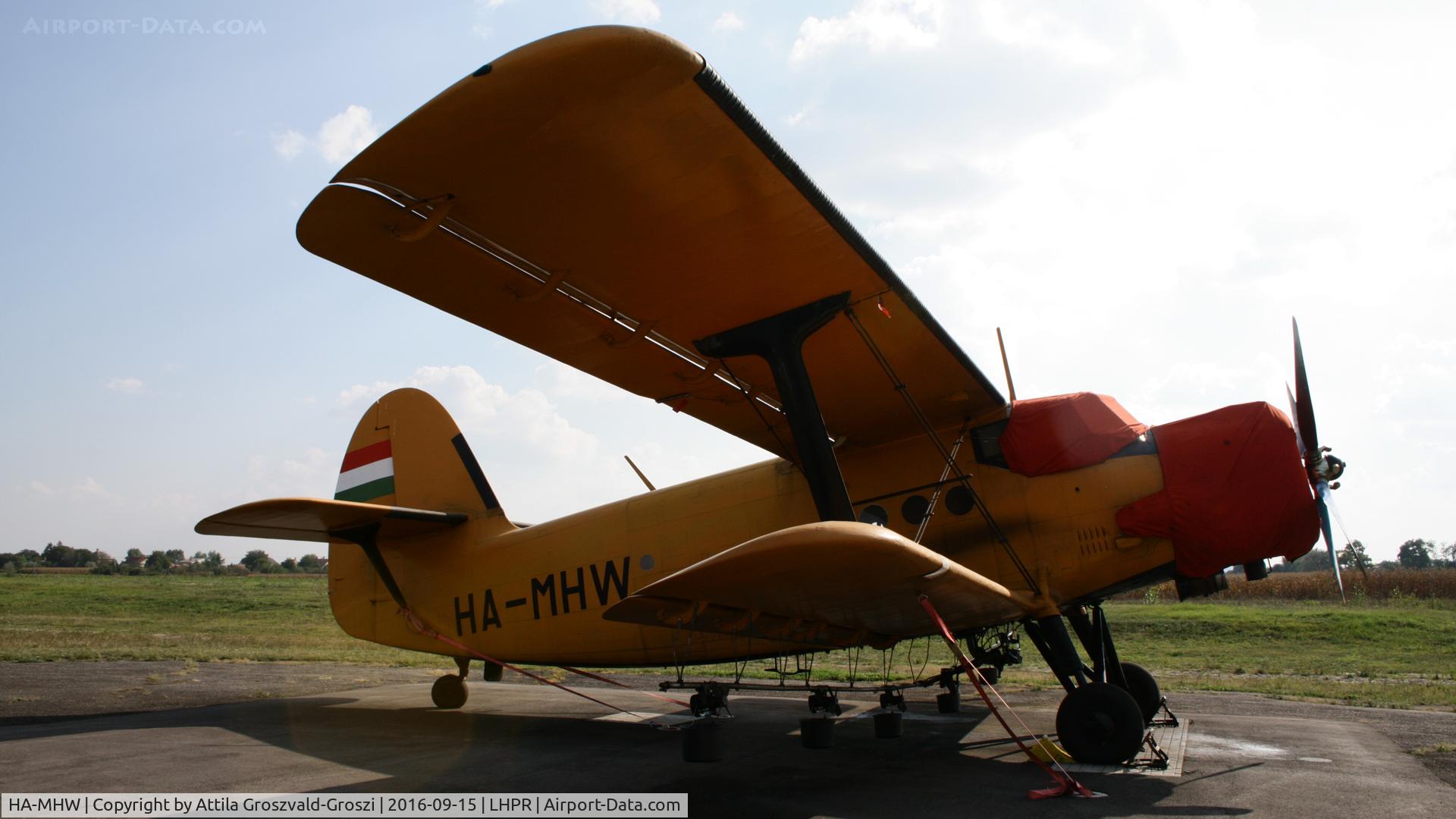 HA-MHW, 1974 PZL-Mielec AN-2R C/N 1G158-60, Györ-Pér Airport, Hungary