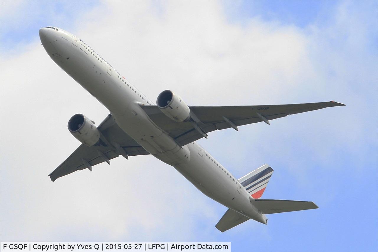 F-GSQF, 2004 Boeing 777-328/ER C/N 32849, Boeing 777-328 (ER), Take off Rwy 27L, Roissy Charles De Gaulle Airport (LFPG-CDG)