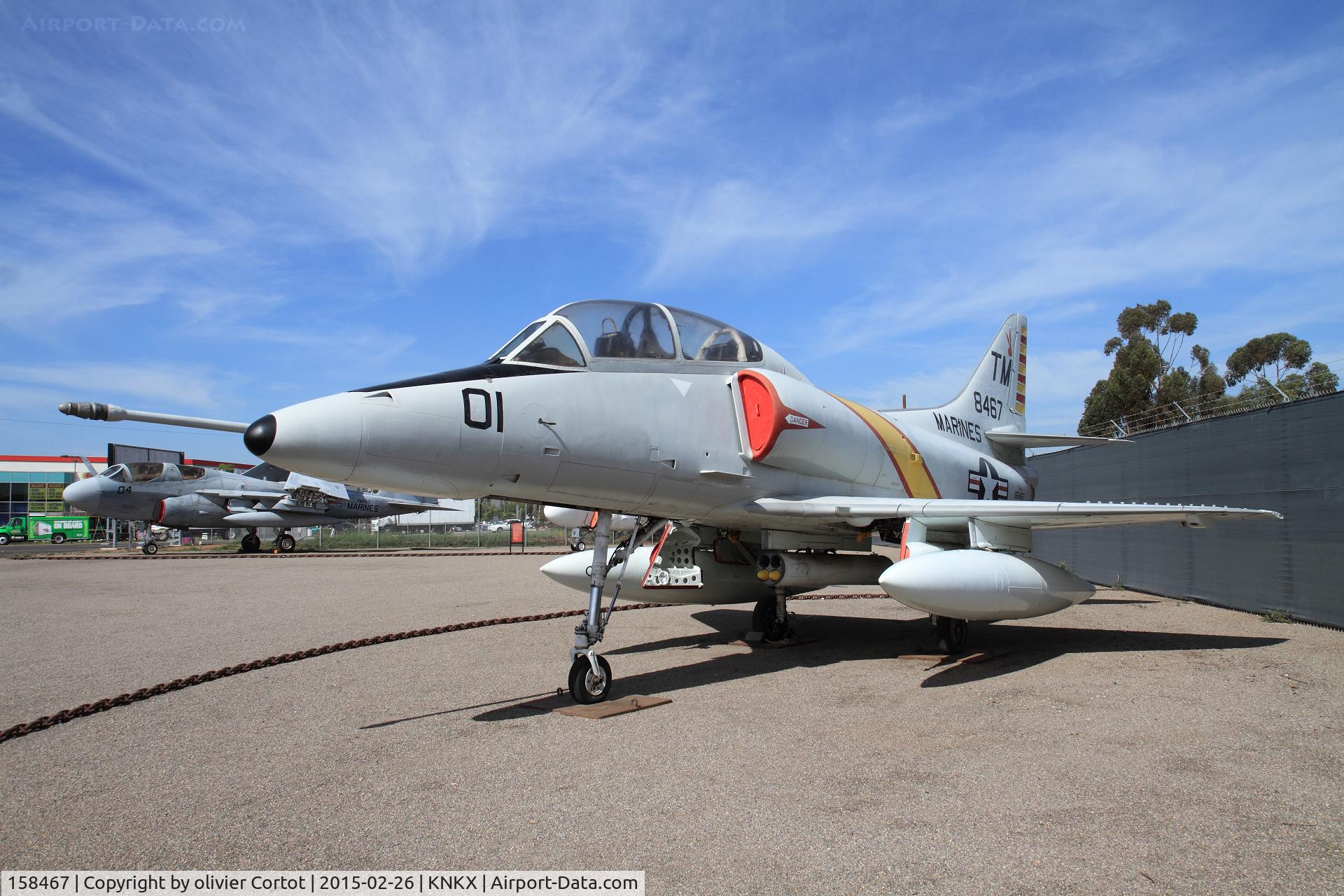 158467, Douglas TA-4J Skyhawk C/N 14272, beautiful TA-4J