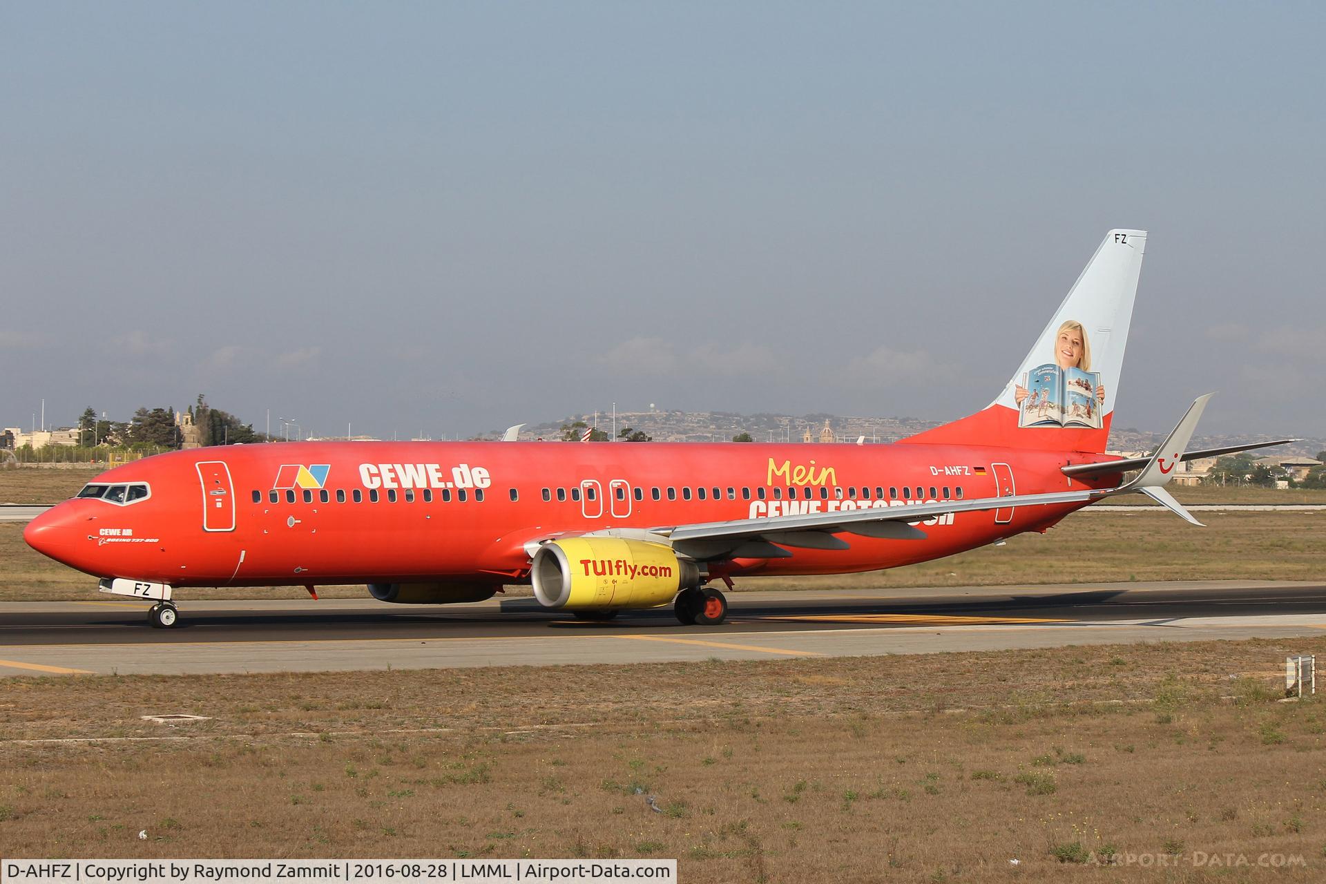 D-AHFZ, 2001 Boeing 737-8K5 C/N 30883, B737-800 D-AHFZ Tuifly special colour scheme