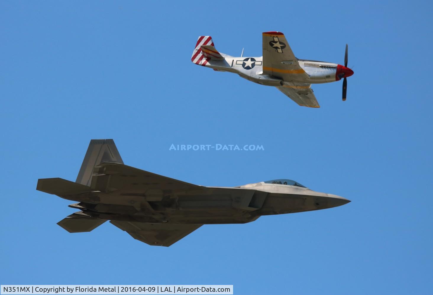 N351MX, 1944 North American P-51D Mustang C/N 122-40931 (44-74391), Heritage flight