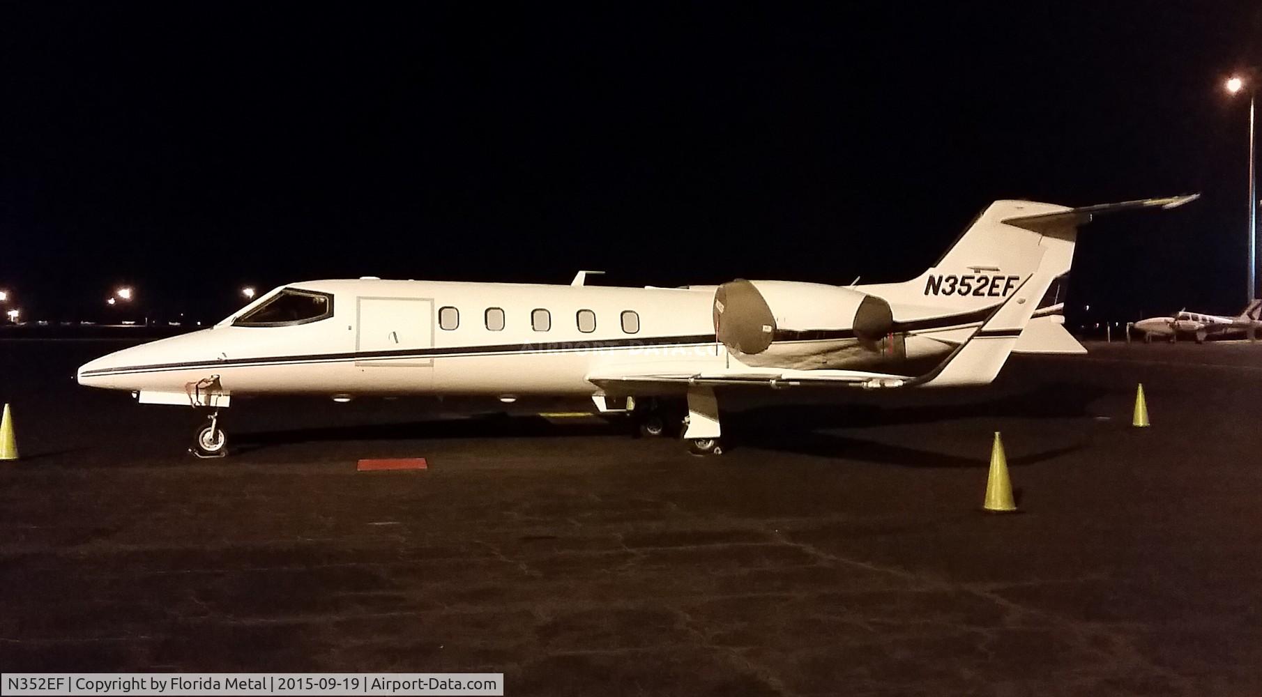 N352EF, 1992 Learjet 31A C/N 046, Lear 31A