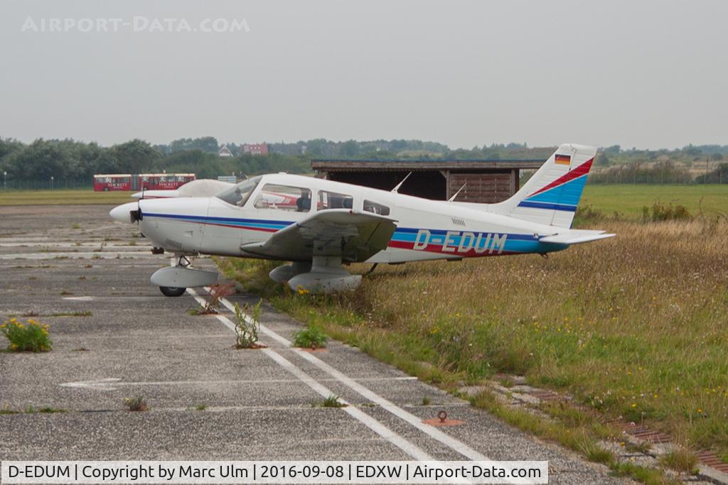 D-EDUM, Piper PA-28-181 Archer II C/N 28-90055, at sylt's ramp.