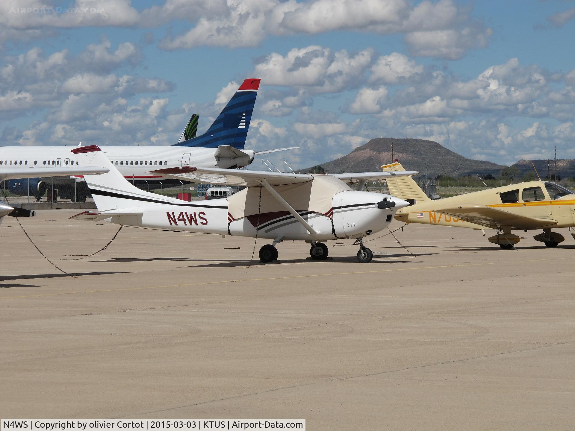 N4WS, 1968 Cessna 182L Skylane C/N 18258814, Tucson airport
