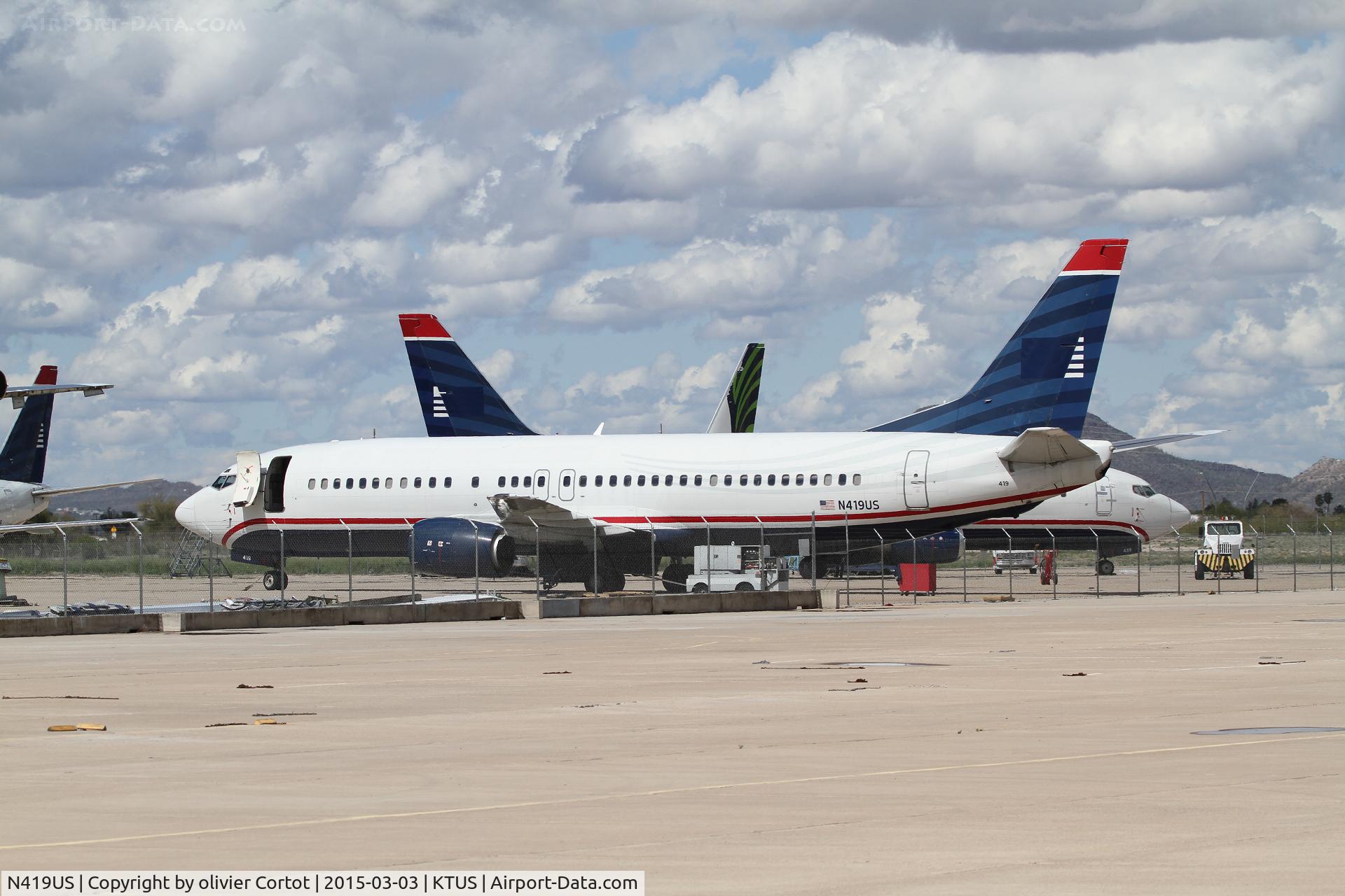 N419US, 1989 Boeing 737-401 C/N 23986, Tucson airport