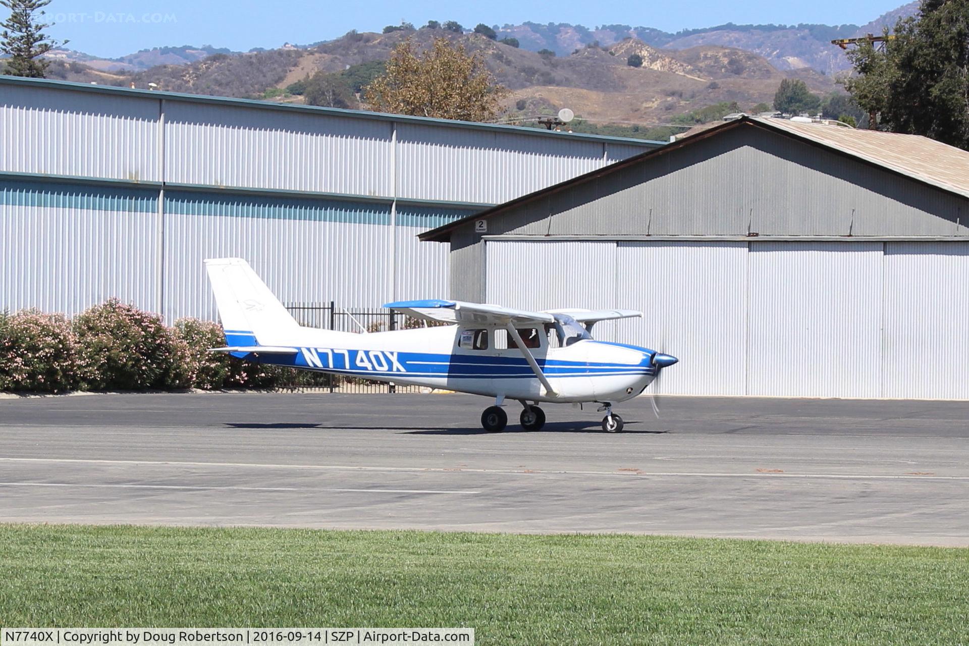 N7740X, 1960 Cessna 172B C/N 17248240, 1960 Cessna 172B SKYHAWK, Continental O-300 6 cylinder 145 Hp, taxi, (this aircraft may still be For Sale).