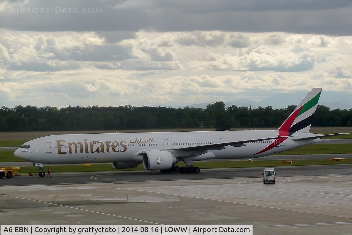 A6-EBN, 2006 Boeing 777-36N/ER C/N 32791, LOWW from terminal