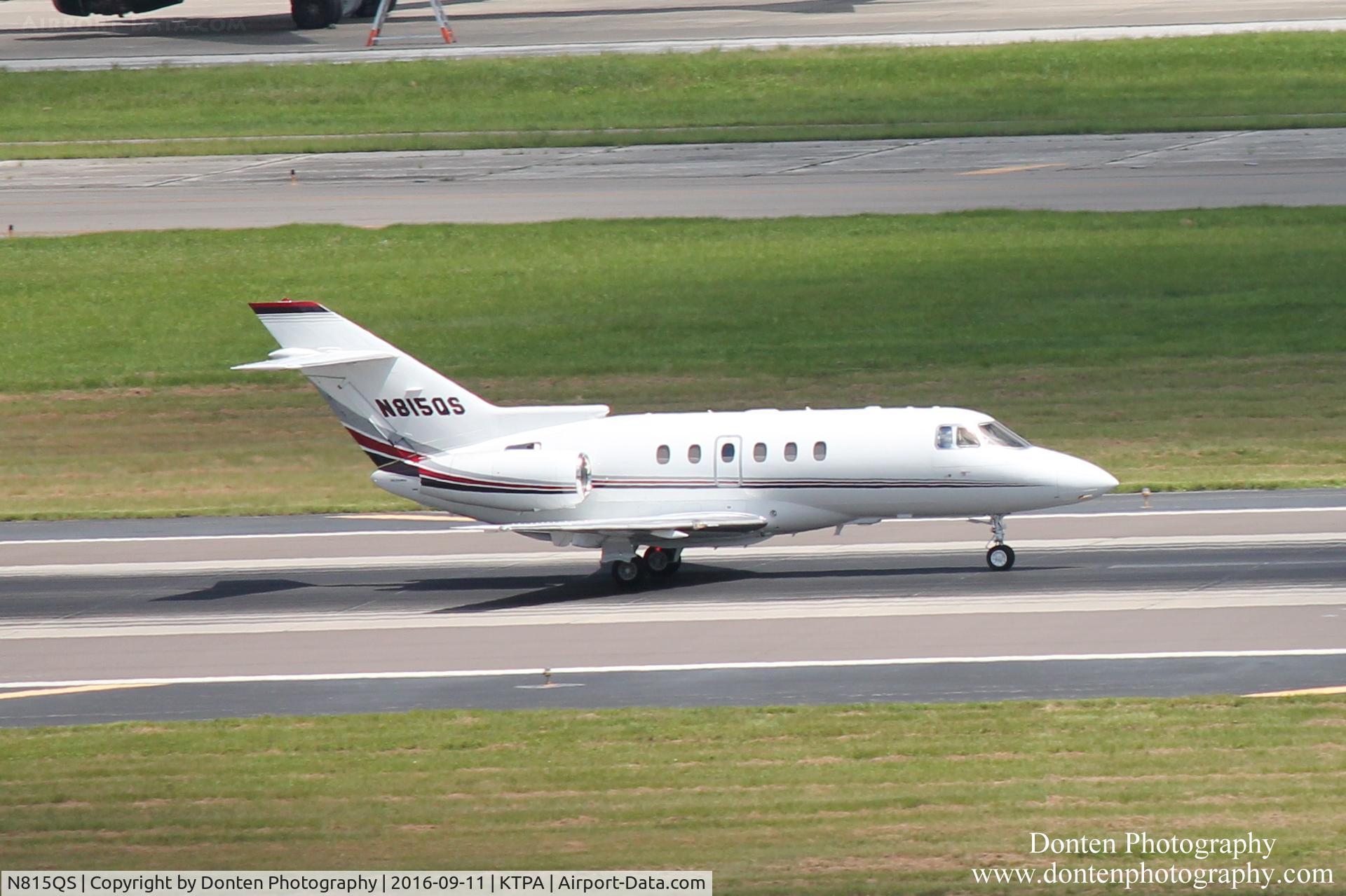 N815QS, 2005 Raytheon Hawker 800XP C/N 258705, Execjet Flight 815 (N815QS) departs Tampa International Airport enroute to Palm Beach International Airport