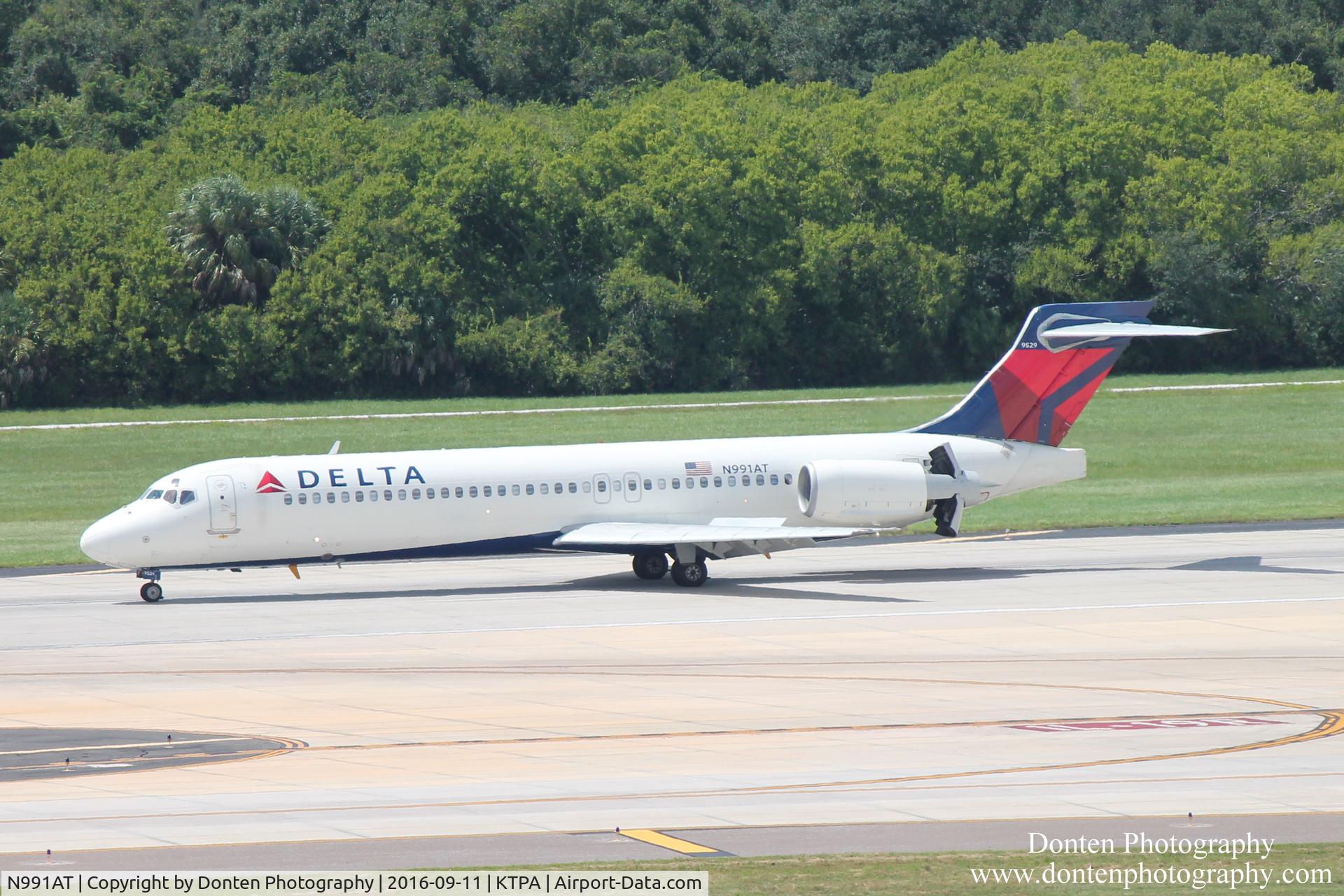 N991AT, 2002 Boeing 717-200 C/N 55135, Delta Flight 2788 (N991AT) arrives at Tampa International Airport following flight from John F Kennedy International Airport