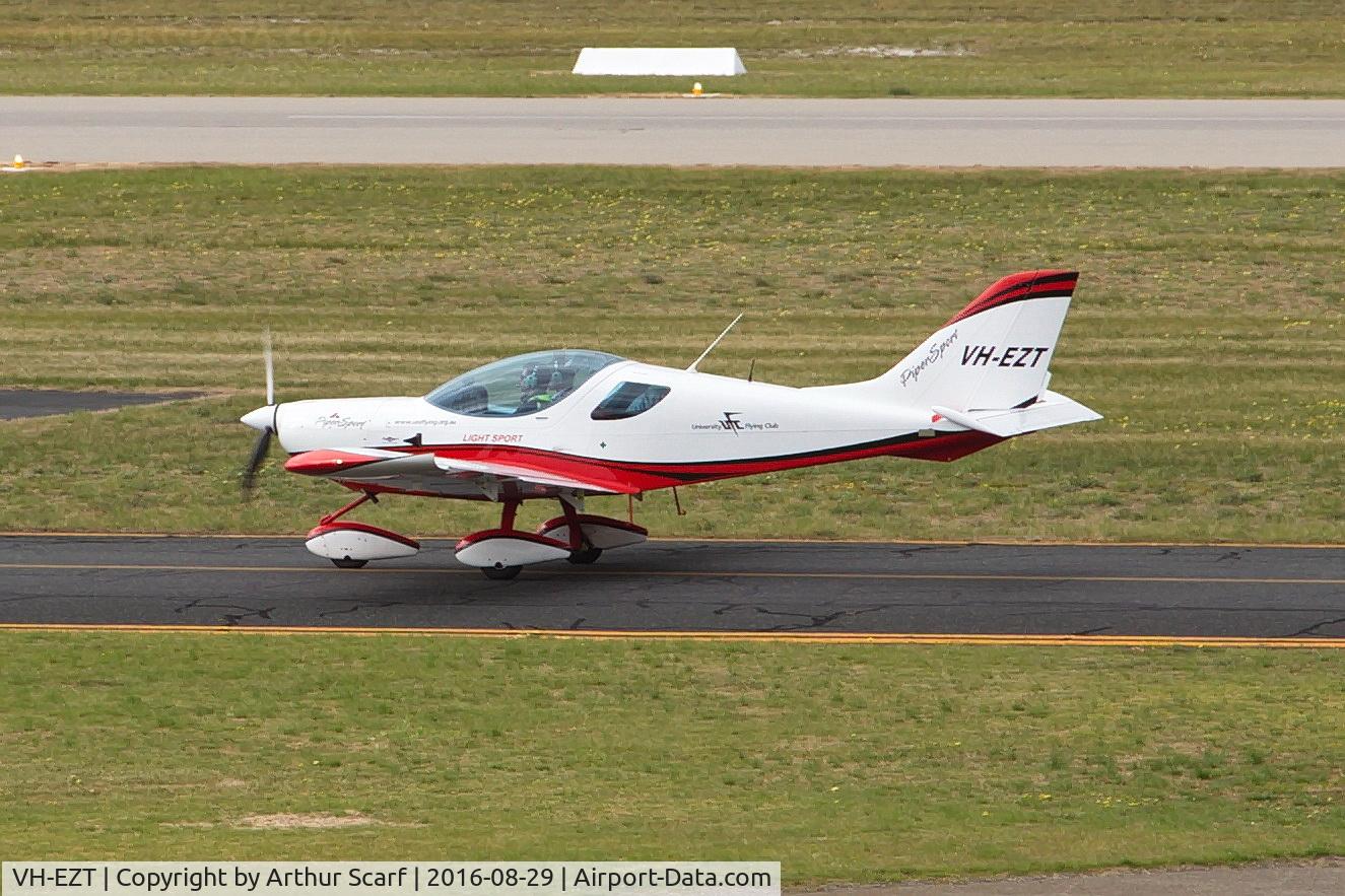 VH-EZT, 2011 SportCruiser (PiperSport) Piper Sport C/N P1001085, Jandakot WA