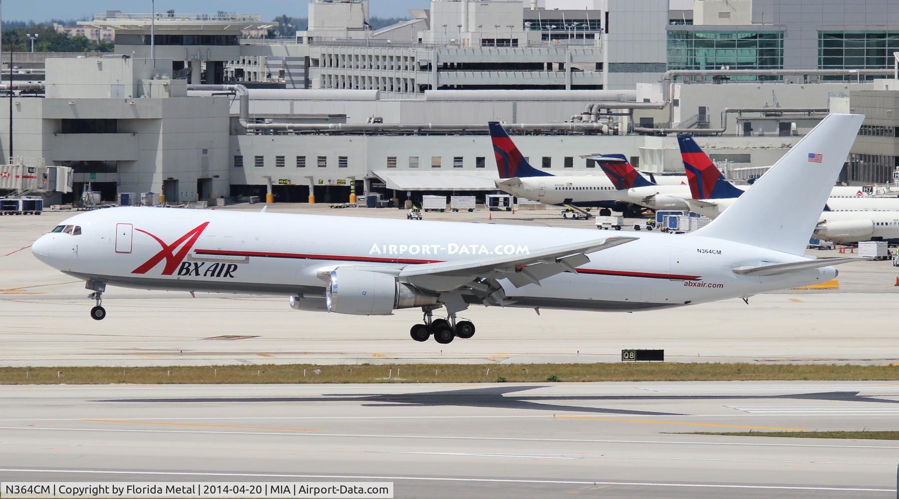N364CM, 1989 Boeing 767-338/ER C/N 24531, ABX Air