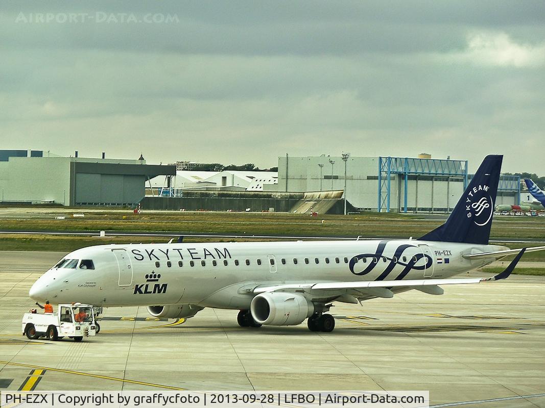 PH-EZX, 2012 Embraer 190LR (ERJ-190-100LR) C/N 19000545, LFBO from terminal