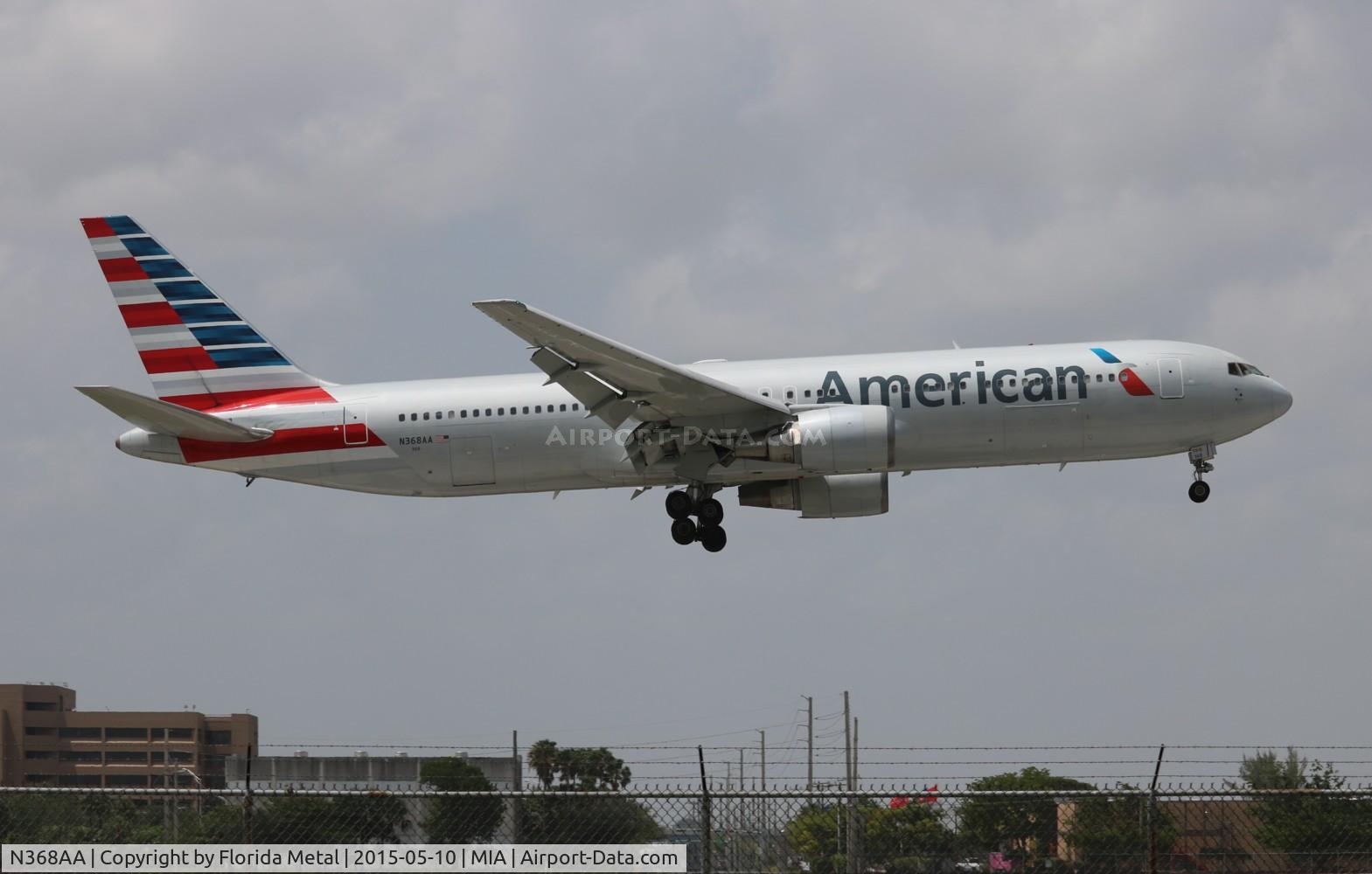 N368AA, 1991 Boeing 767-323 C/N 25195, American