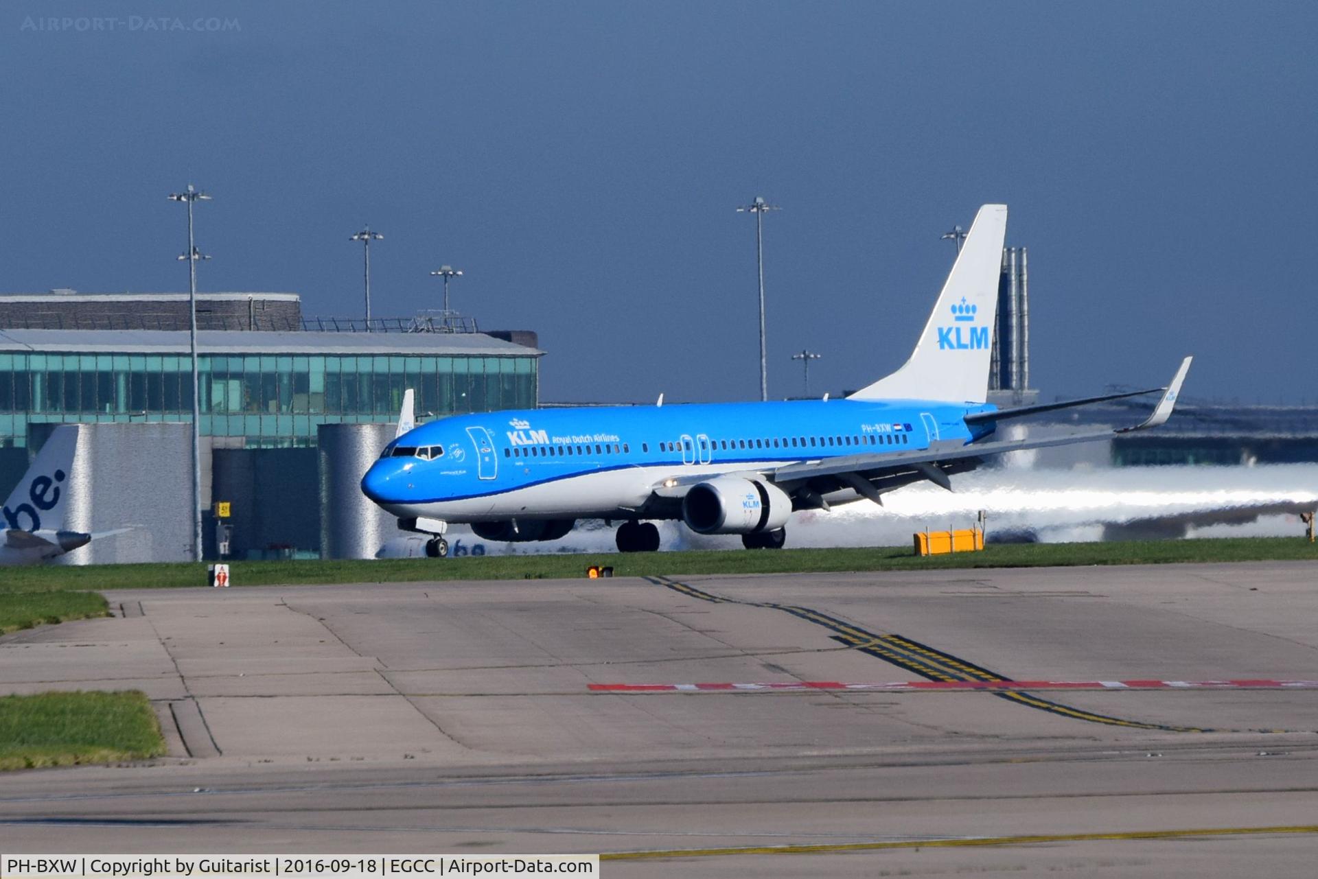 PH-BXW, 2007 Boeing 737-8K2 C/N 30360, At Manchester